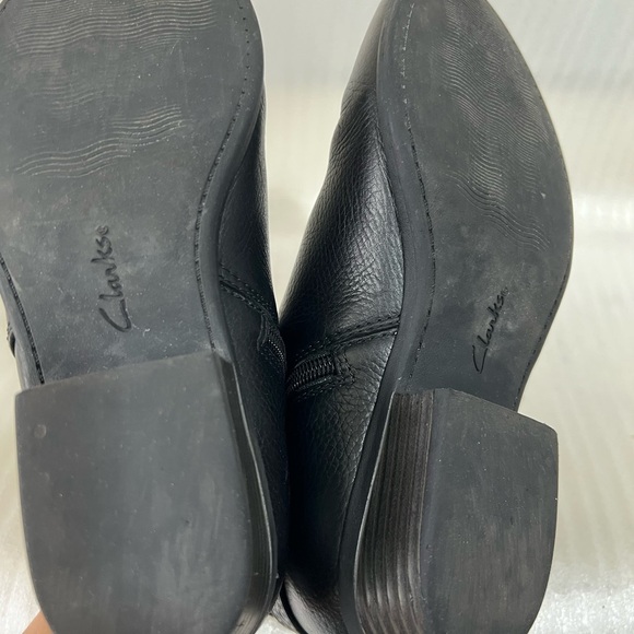 Clarks Womens Shoes 6M Black Ankle Boots Work Business Casual Leather Comfort - Picture 4 of 15